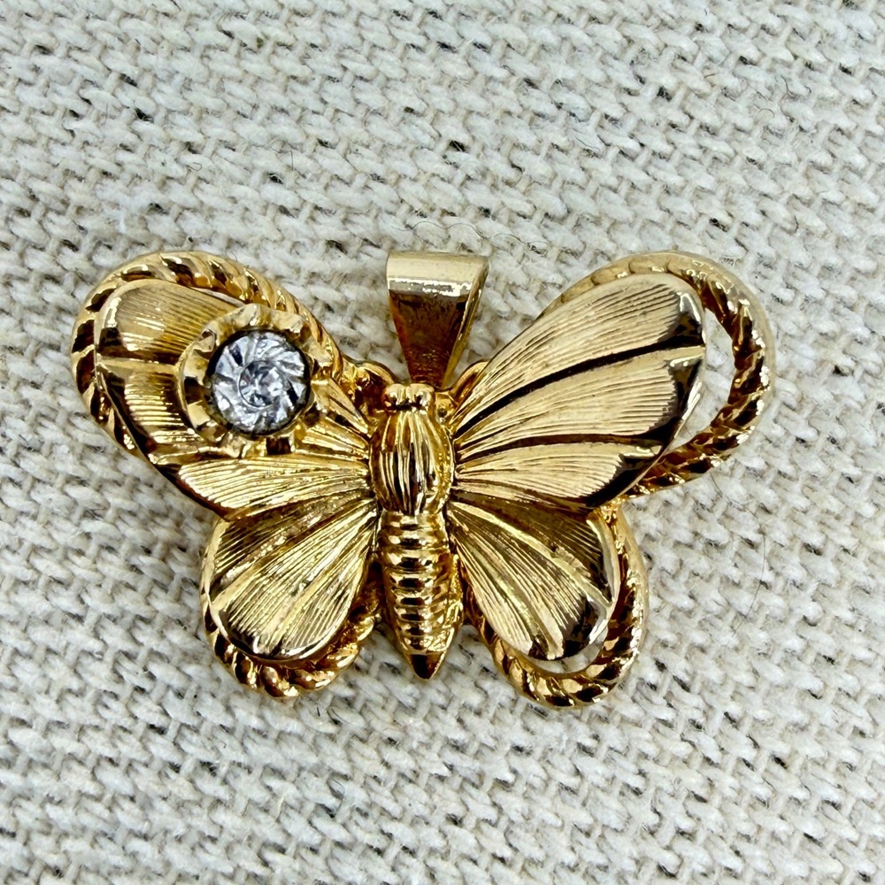 Vintage Textured Gold Tone Butterfly Pendant with Clear Rhinestone‎ Accent